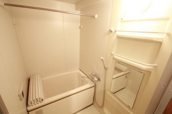 バス・シャワールーム　浴室乾燥付