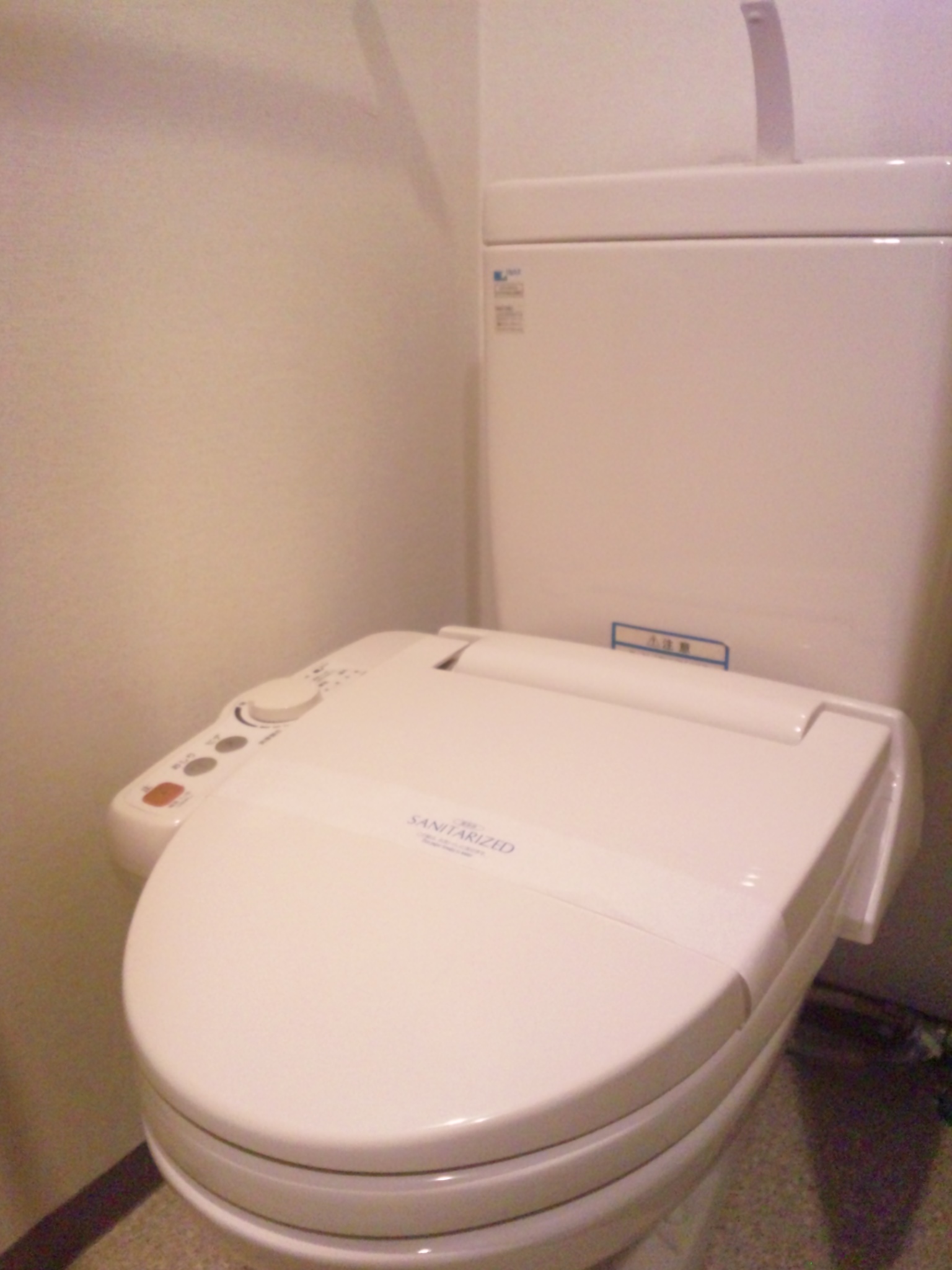 トイレ　ウォシュレット