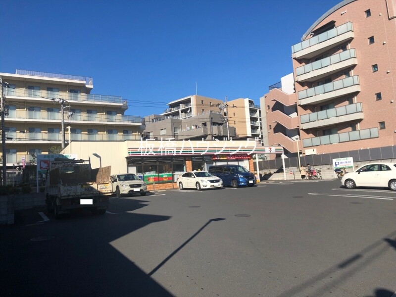 コンビニ　セブンイレブン板橋徳丸6丁目店（コンビニ）まで554m