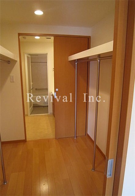 収納　奥行豊富な収納がございます