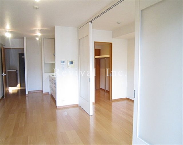 居室・リビング　家具配置のしやすいリビング空間