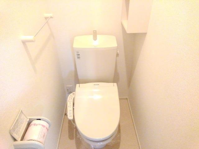 トイレ　シンプルで使いやすいトイレです