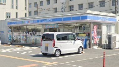 コンビニ　ローソン 茨木平田一丁目店（コンビニ）まで413m