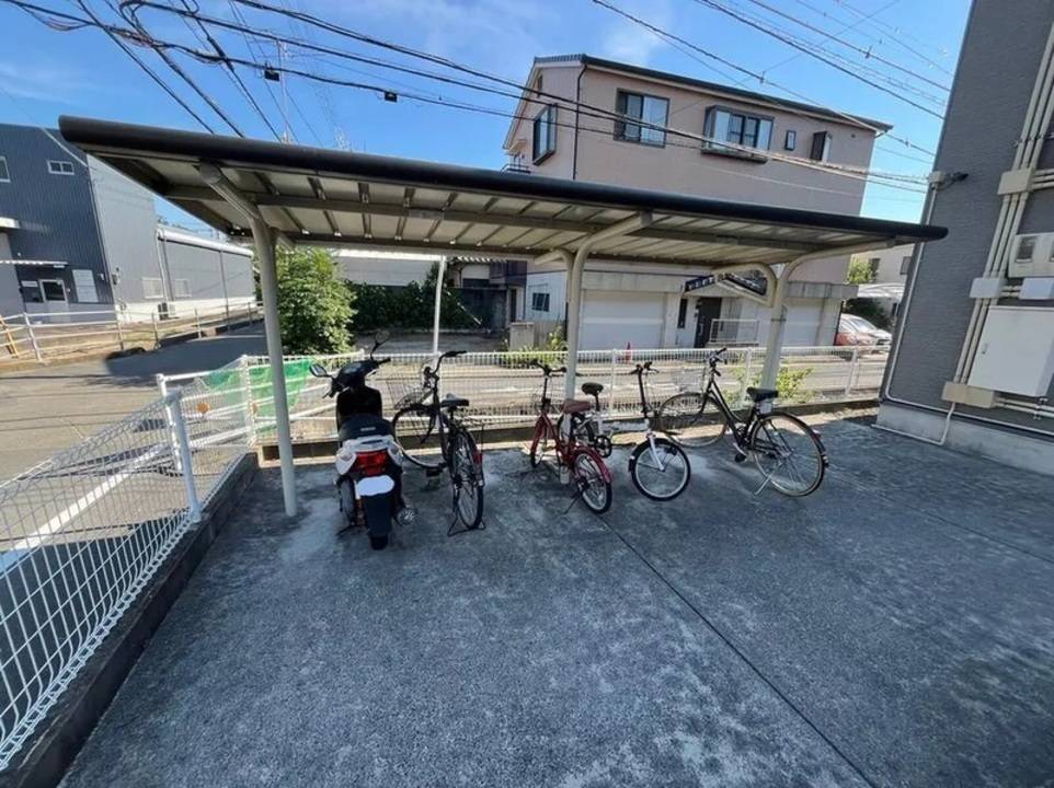 駐車場　駐輪場