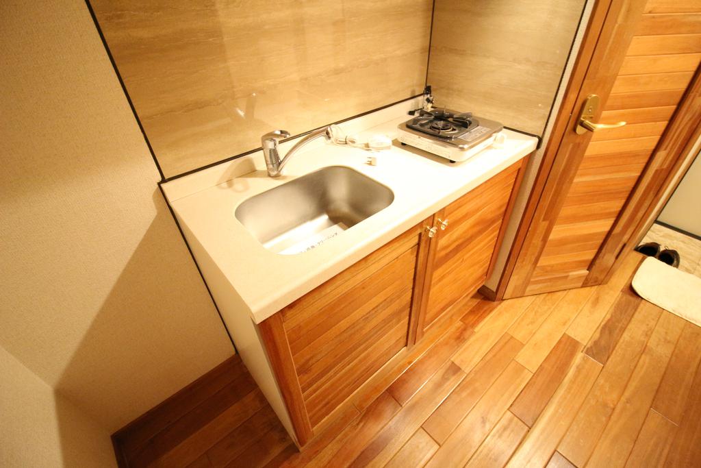 洗面設備　１口ガスコンロ付きキッチン