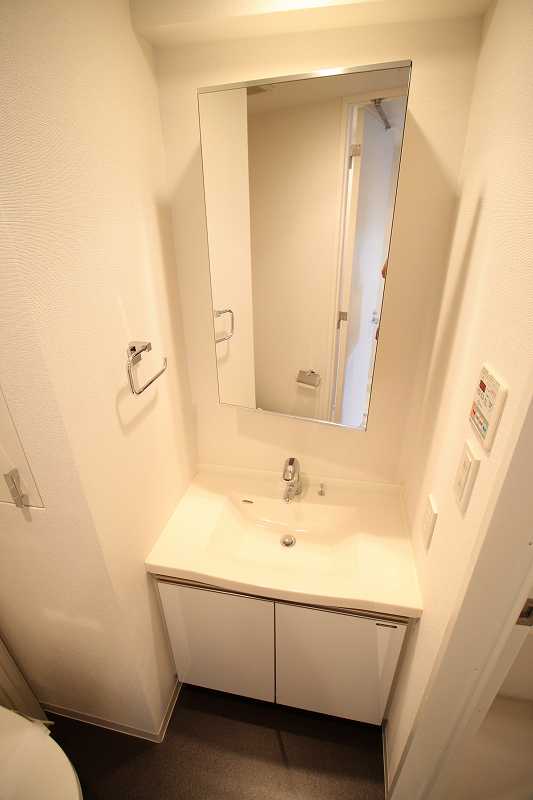 洗面設備　※同物件、別部屋になります。