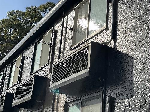 バルコニー　2Fフラワーボックス