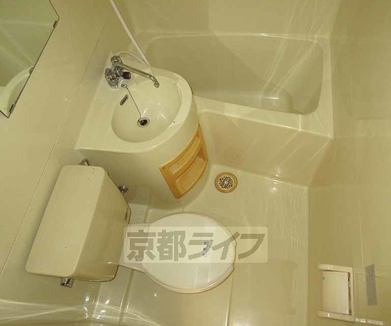 バス・シャワールーム　ユニットバスです