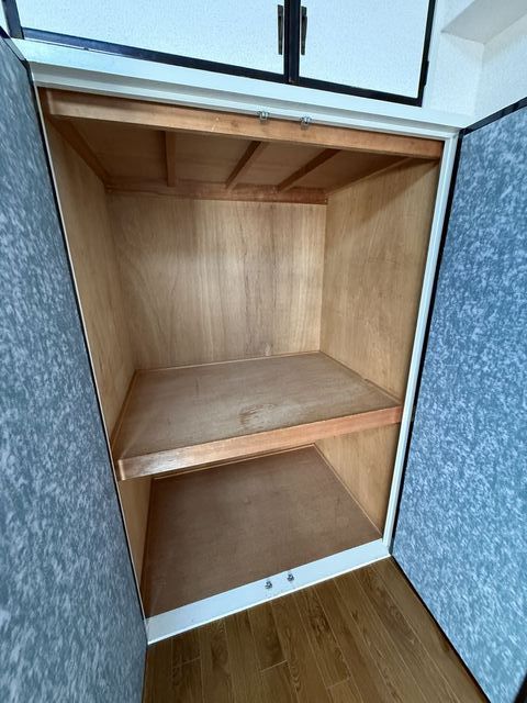 収納　洋室収納