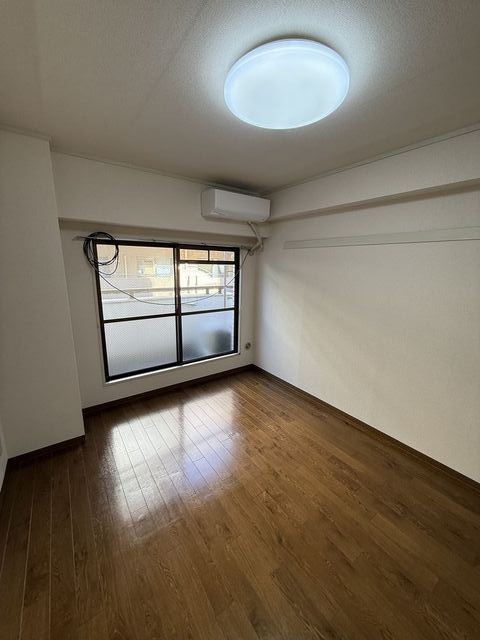 居室・リビング　洋室５．８帖