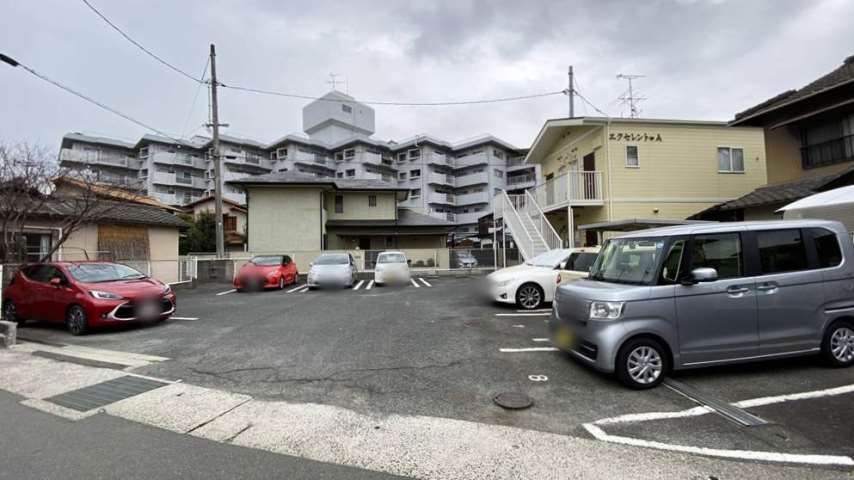 駐車場　駐車場