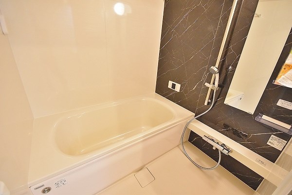 バス・シャワールーム　★浴室★