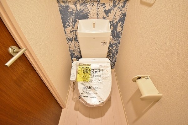 トイレ　★温水洗浄便座★