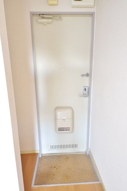 玄関　今日も一日頑張ろう！！