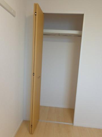 収納　クローゼット