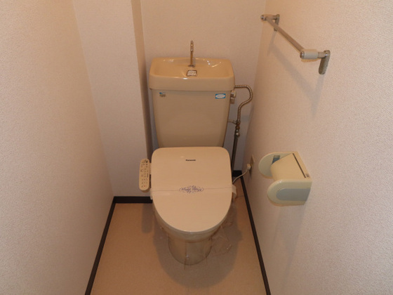 トイレ　※別部屋の写真です