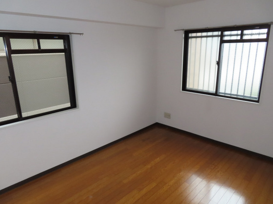 居室・リビング　※別部屋の写真です