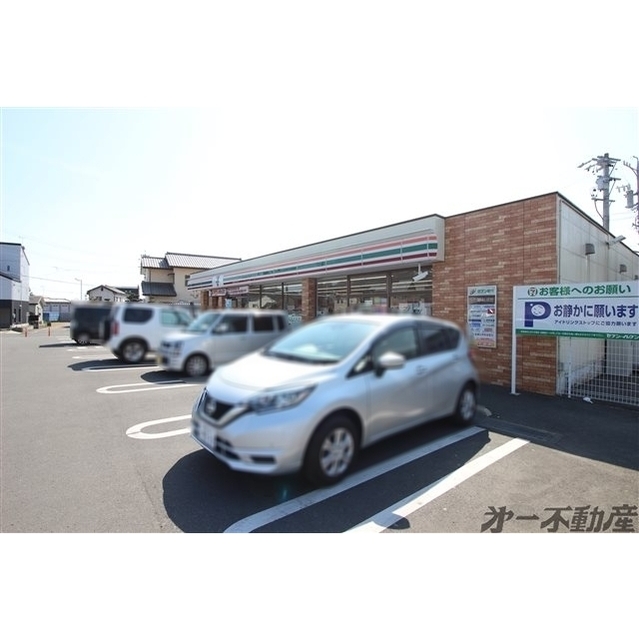 コンビニ　セブンイレブン静岡新伝馬店（コンビニ）まで600m