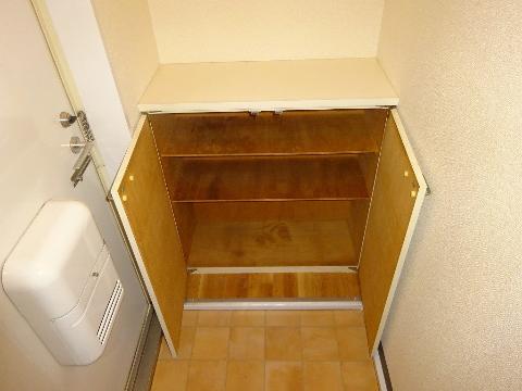 ガーデンハイツ　その他設備　シューズＢＯＸ