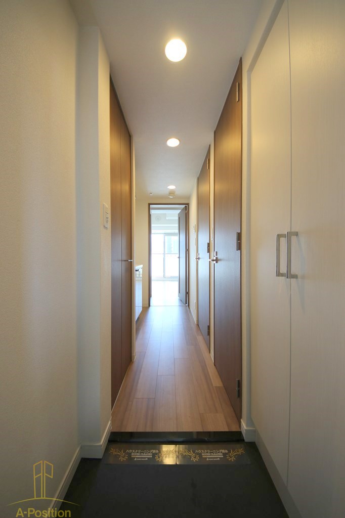 玄関　プレサンス心斎橋クオーレ