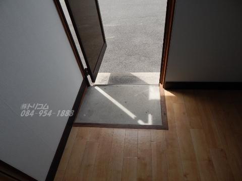 玄関　玄関（イメージ）