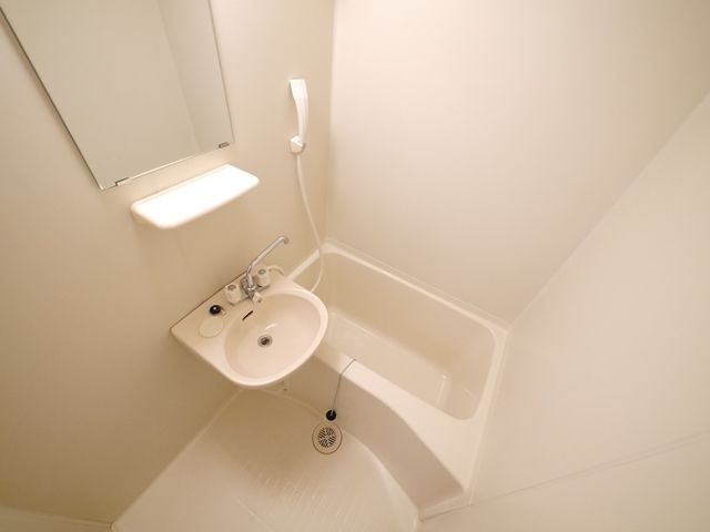 バス・シャワールーム　★お部屋探しは、タウンハウジング多摩センター店へ★