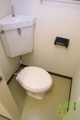 トイレ　嬉しいバストイレ別です！安心して使用できます。