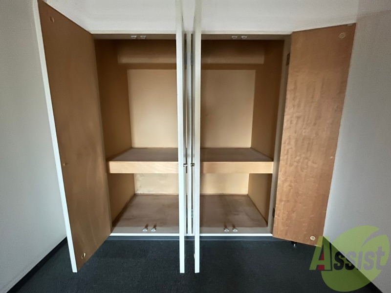 収納　寝室には収納があります。すっきり片づけましょう！