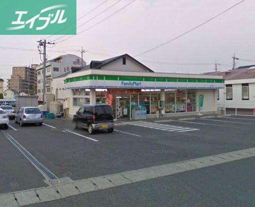 コンビニ　ファミリーマート岡山青江六丁目店（コンビニ）まで200m