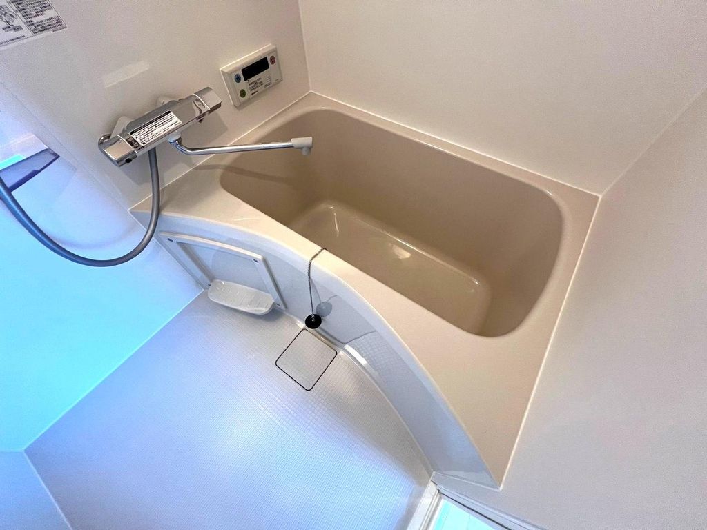 バス・シャワールーム　バス