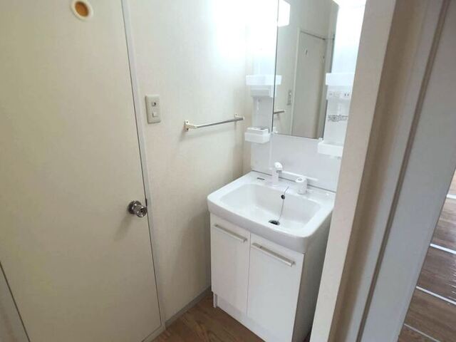 洗面設備　洗髪洗面化粧台