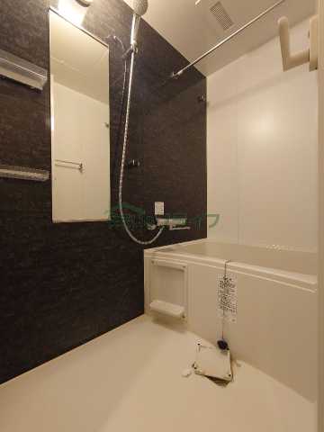 バス・シャワールーム　別部屋の参考写真です。