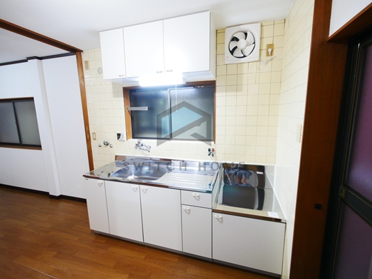 キッチン　キッチンでお料理をお楽しみください