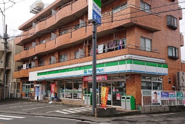 コンビニ　ファミリーマート三島幸原店（コンビニ）まで161m