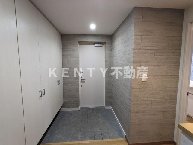 玄関　シンプルで使いやすい玄関です