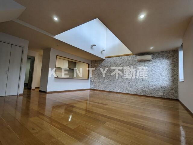 居室・リビング　おしゃれな居間です