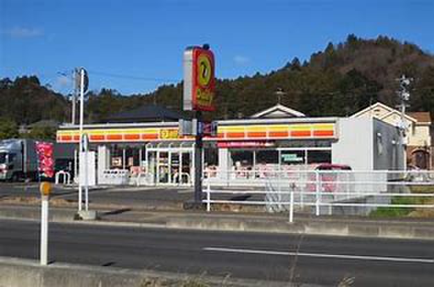 コンビニ　デイリーヤマザキ　仙台岩切店（コンビニ）まで600m