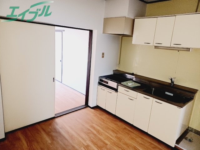 キッチン　同型別部屋写真