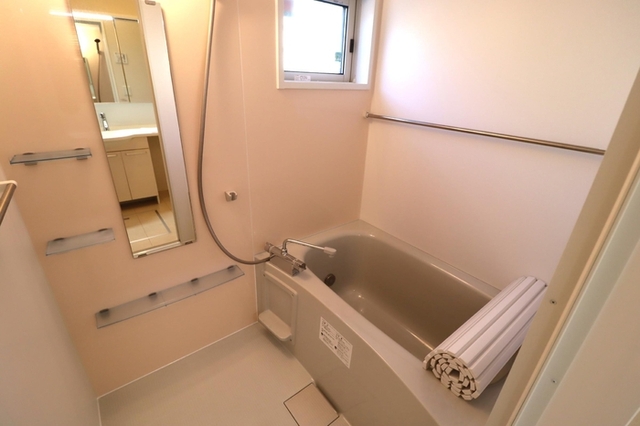 バス・シャワールーム　浴室