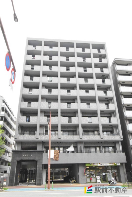 建物外観　大通り沿いです!