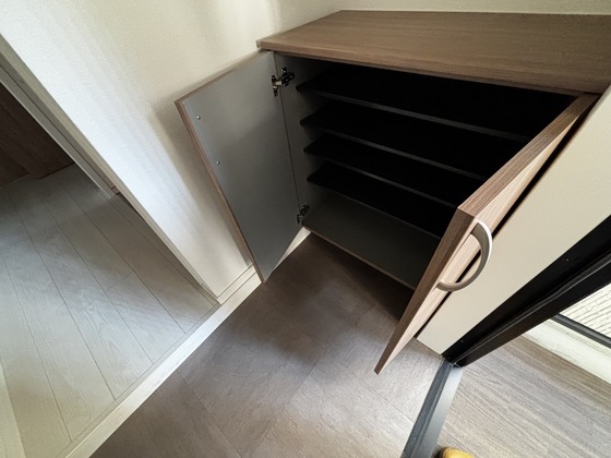 玄関　※別部屋の写真です