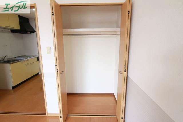 収納　クローゼット