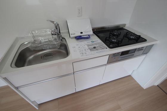 キッチン　※同シリーズの別物件の写真です。