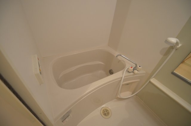 バス・シャワールーム　追い焚き機能付き