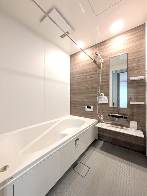 建物外観　建築中