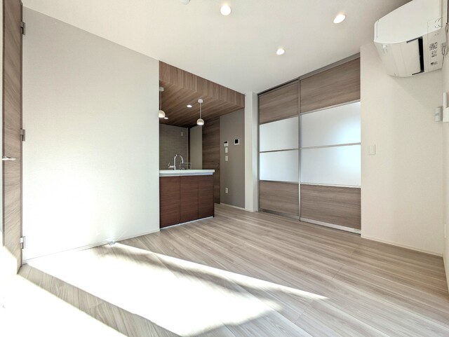 建物外観　建築中