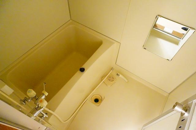 バス・シャワールーム　浴室