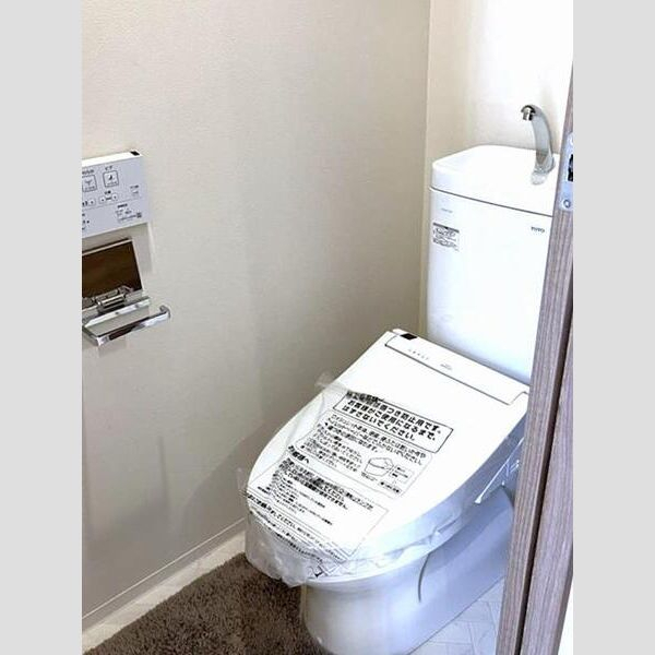 トイレ　モデルルーム