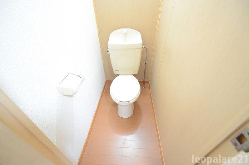 トイレ　現状優先となります。