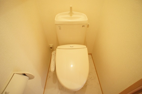 トイレ　シャワー付きトイレ